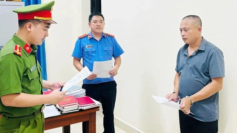 Người đàn ông tử vong sau cú tát vì mâu thuẫn giao thông Người đàn ông tử vong sau cú tát vì mâu thuẫn giao thông