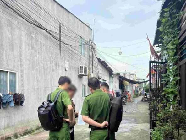 Người đàn ông xây 48 căn nhà trái phép trên đất người khác rồi chuyển nhượng cho nhiều người Người đàn ông xây 48 căn nhà trái phép trên đất người khác rồi chuyển nhượng cho nhiều người