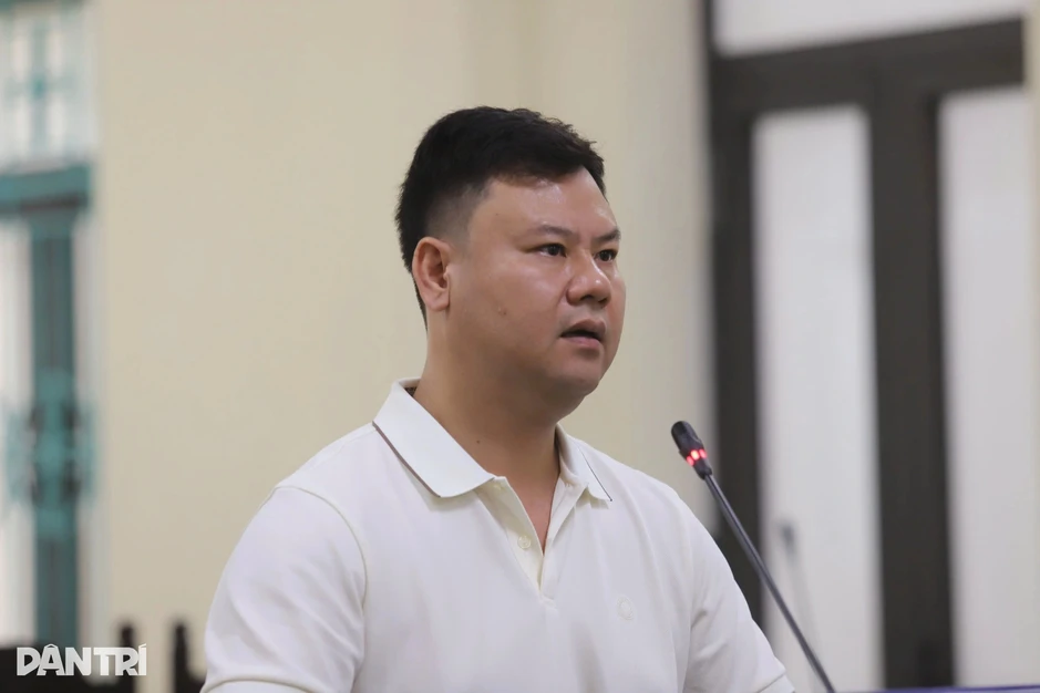 Người điều thêm ô tô chặn xe ngày mùng 2 Tết bị phạt 50 triệu đồng