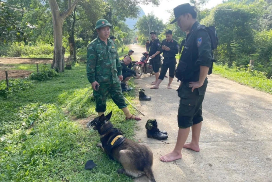 Người phụ nữ bị sát hại, cảnh sát truy lùng chồng cũ của nạn nhân Người phụ nữ bị sát hại, cảnh sát truy lùng chồng cũ của nạn nhân
