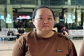 Người phụ nữ kêu gọi đầu tư đất, chiếm đoạt gần 11,7 tỷ đồng Người phụ nữ kêu gọi đầu tư đất, chiếm đoạt gần 11,7 tỷ đồng