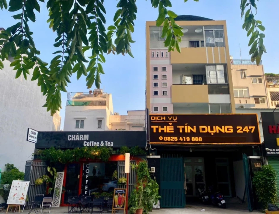 Người phụ nữ phải tháo dỡ nhà 4 tầng xây nhầm trên đất hàng xóm ở TP HCM Người phụ nữ phải tháo dỡ nhà 4 tầng xây nhầm trên đất hàng xóm ở TP HCM
