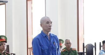Người yêu nằm gối đầu lên tay để ngủ mà án mạng vẫn xảy ra