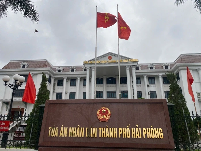 Nguyên Giám đốc Sở TN - MT Hải Phòng lĩnh án vì buông lỏng quản lý khai thác khoáng sản Nguyên Giám đốc Sở TN - MT Hải Phòng lĩnh án vì buông lỏng quản lý khai thác khoáng sản