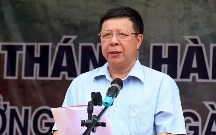 Nguyên Phó Chủ tịch tỉnh Lào Cai cùng 23 bị can bị khởi tố Nguyên Phó Chủ tịch tỉnh Lào Cai cùng 23 bị can bị khởi tố
