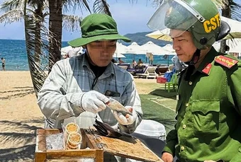 Nha Trang làm việc với người đàn ông bán kem bị du khách Thái Lan tố 'chặt chém'