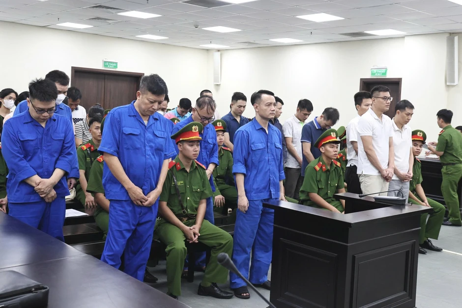 Nhận 140.000 USD “lo việc”, cựu phó phòng hình sự lĩnh án 12 năm tù Nhận 140.000 USD “lo việc”, cựu phó phòng hình sự lĩnh án 12 năm tù