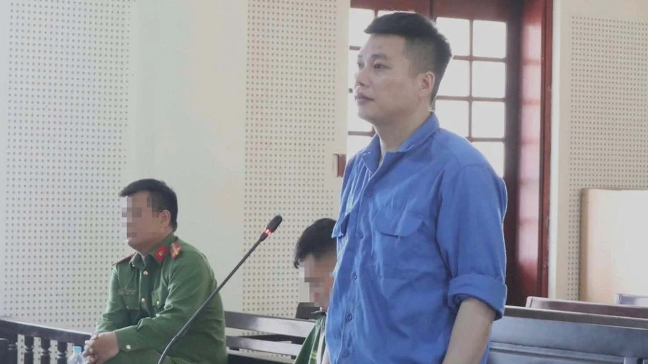Nhận 9,3 kg ma tuý ngụy trang trong hộp sữa từ châu Âu, lãnh án chung thân Nhận 9,3 kg ma tuý ngụy trang trong hộp sữa từ châu Âu, lãnh án chung thân