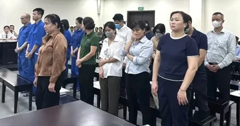 Nhận tiền phòng khám, cựu phó phòng Sở Y tế Hà Nội khai là “công tư vấn”
