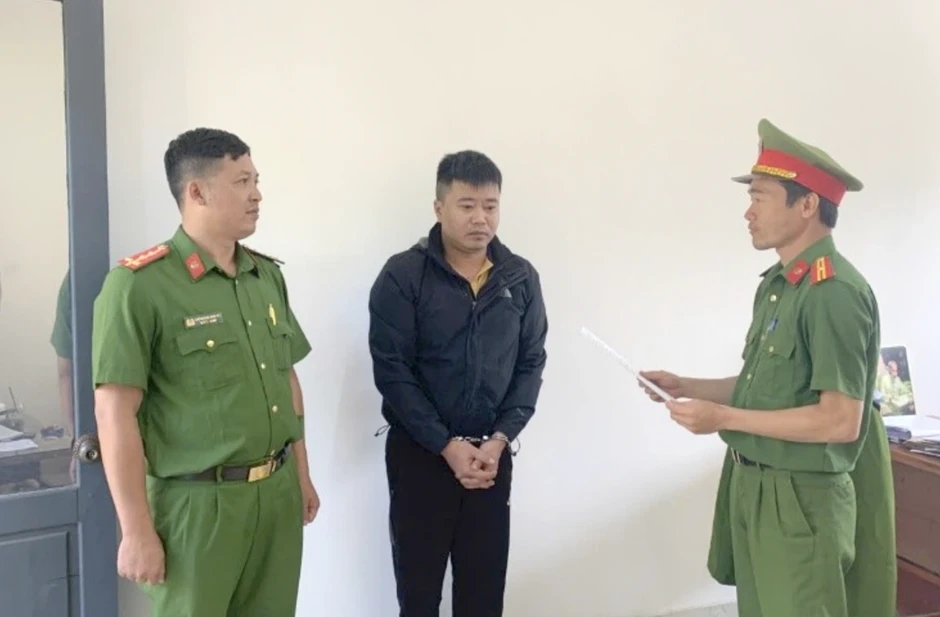 Nhân viên bất động sản ở Lâm Đồng nhận tiền cọc của khách rồi "lặn" Nhân viên bất động sản ở Lâm Đồng nhận tiền cọc của khách rồi "lặn"