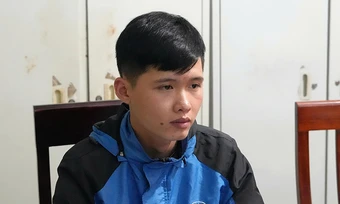 Nhân viên giao hàng lấy tiền của công ty, hoang báo bị cướp