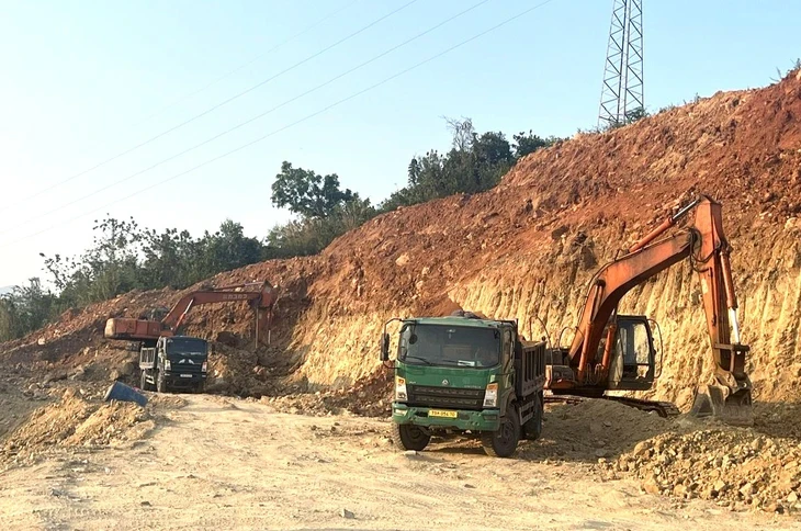 Nhiều doanh nghiệp ở Khánh Hòa khai thác khoáng sản vượt công suất cấp phép