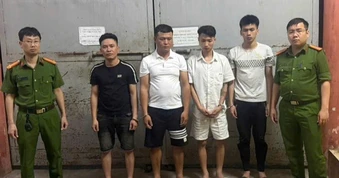 Nhóm cướp giật gần 2kg vàng của người nước ngoài sa lưới