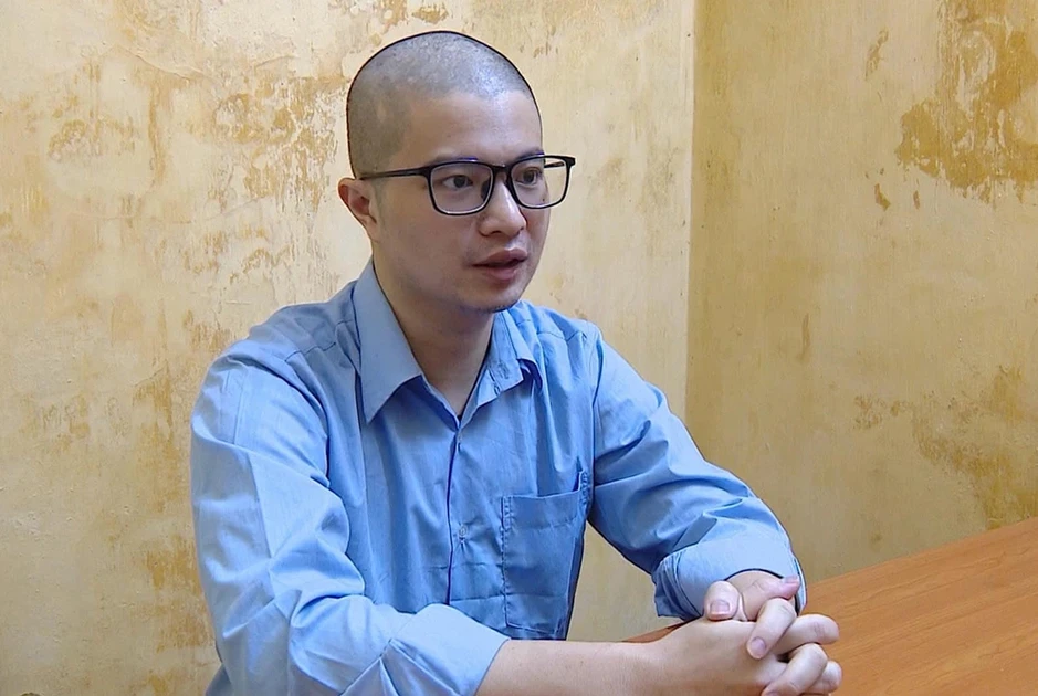 Nhóm điều hành sàn chứng khoán ảo ACX ở TP HCM khai Mr Pips là cấp trên Nhóm điều hành sàn chứng khoán ảo ACX ở TP HCM khai Mr Pips là cấp trên
