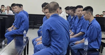 Nhóm người lợi dụng sự nổi tiếng của Huấn "Hoa Hồng" để lừa đảo