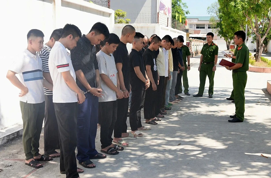 Nhóm người Việt ở Campuchia lập kịch bản “giết khách” nhắm vào các quý ông Nhóm người Việt ở Campuchia lập kịch bản “giết khách” nhắm vào các quý ông