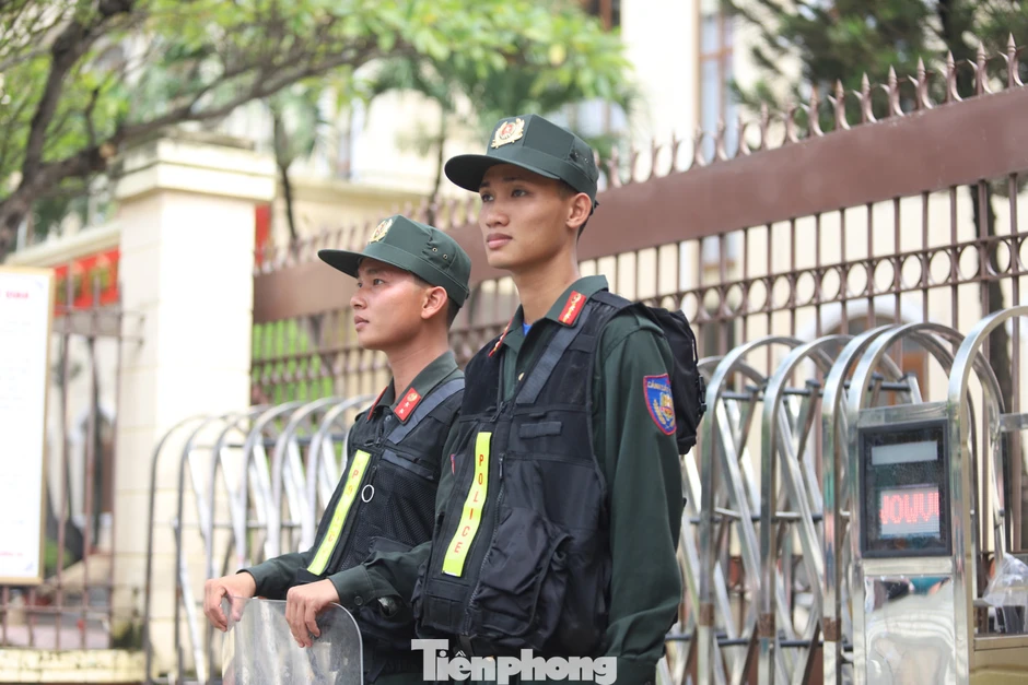 Những hình ảnh tại phiên tòa vụ thảm án ở Đồng Nai Những hình ảnh tại phiên tòa vụ thảm án ở Đồng Nai