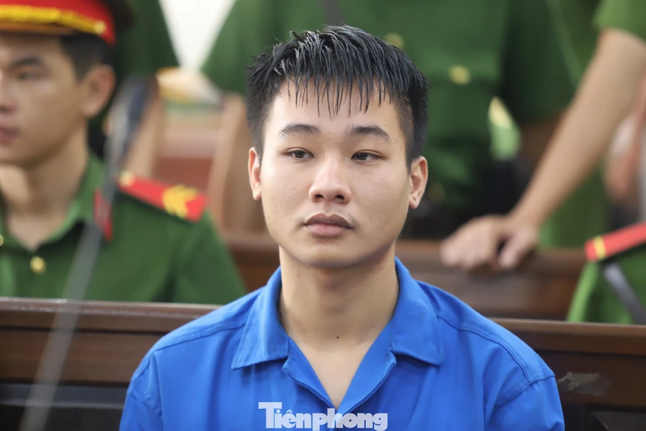 Những hình ảnh tại phiên tòa vụ thảm án ở Đồng Nai Những hình ảnh tại phiên tòa vụ thảm án ở Đồng Nai