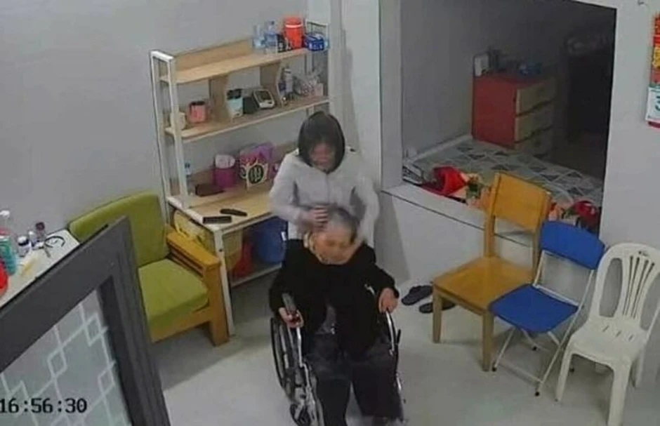 Nữ giúp việc đối xử tàn ác với cụ bà 82 tuổi, bao biện 'bức xúc vì bị giữ lương'