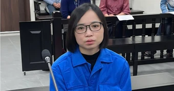 Nữ nhân viên ngân hàng Nguyễn Thị Trang lĩnh 13 năm tù