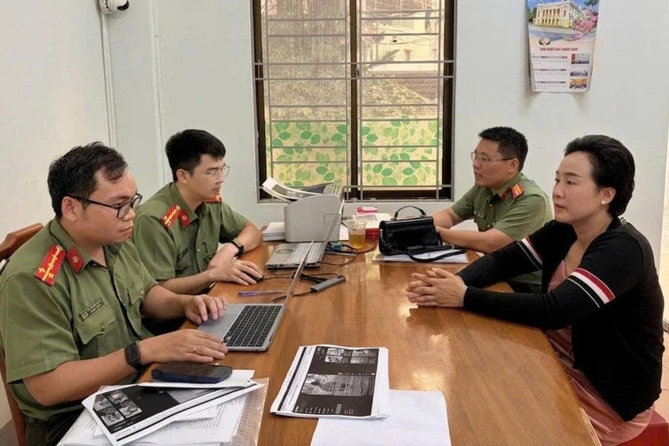 Nữ TikToker bị bắt sau nhiều video, bài viết sai sự thật Nữ TikToker bị bắt sau nhiều video, bài viết sai sự thật