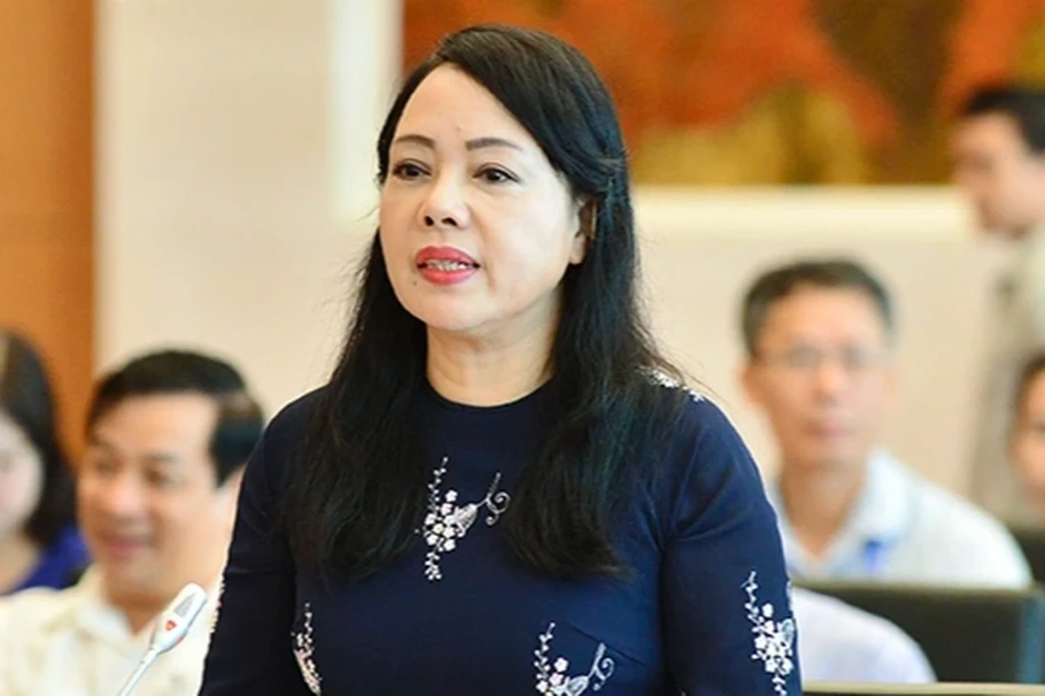 Ông Mai Tiến Dũng giới thiệu doanh nghiệp cho nguyên Bộ trưởng Kim Tiến Ông Mai Tiến Dũng giới thiệu doanh nghiệp cho nguyên Bộ trưởng Kim Tiến