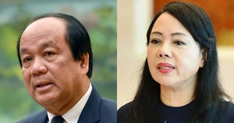 Ông Mai Tiến Dũng giới thiệu doanh nghiệp cho nguyên Bộ trưởng Kim Tiến