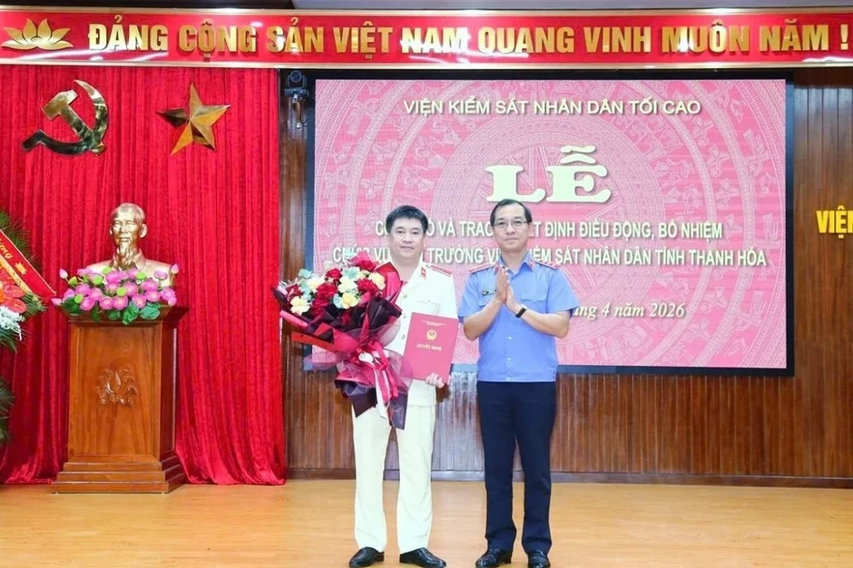 Ông Nguyễn Tiến Dũng làm Viện trưởng VKSND tỉnh Thanh Hóa Ông Nguyễn Tiến Dũng làm Viện trưởng VKSND tỉnh Thanh Hóa