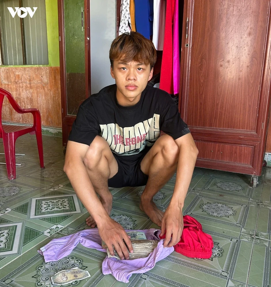 Phá án sau 11 giờ, bắt đối tượng trộm tài sản hàng trăm triệu đồng Phá án sau 11 giờ, bắt đối tượng trộm tài sản hàng trăm triệu đồng