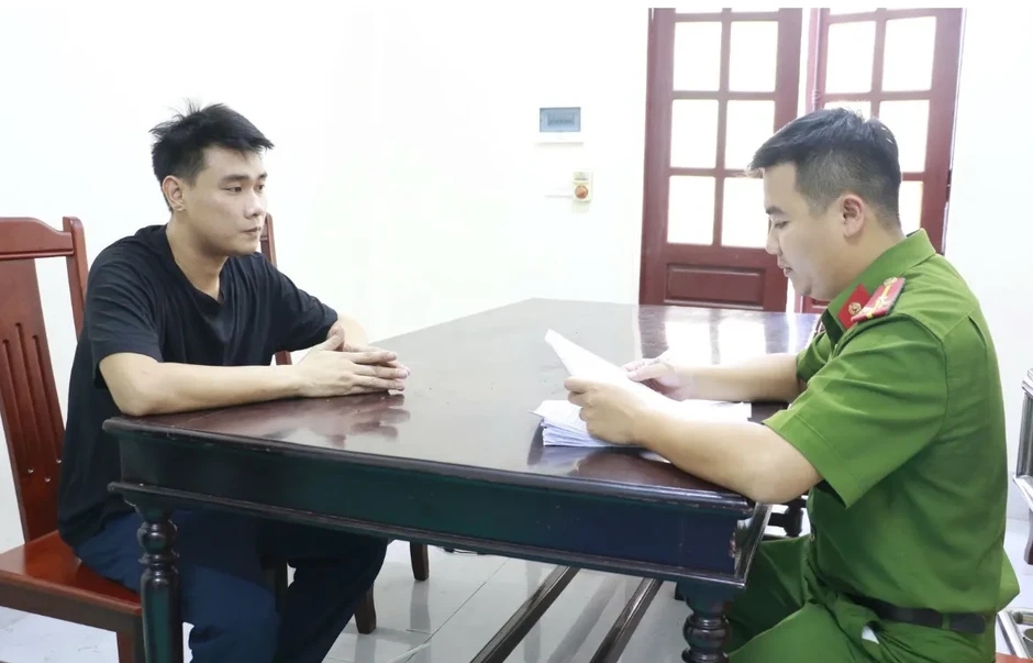 Phá đường dây cá độ bóng đá giao dịch hơn 5 tỷ đồng chỉ trong 6 ngày đầu diễn ra World Cup Phá đường dây cá độ bóng đá giao dịch hơn 5 tỷ đồng chỉ trong 6 ngày đầu diễn ra World Cup