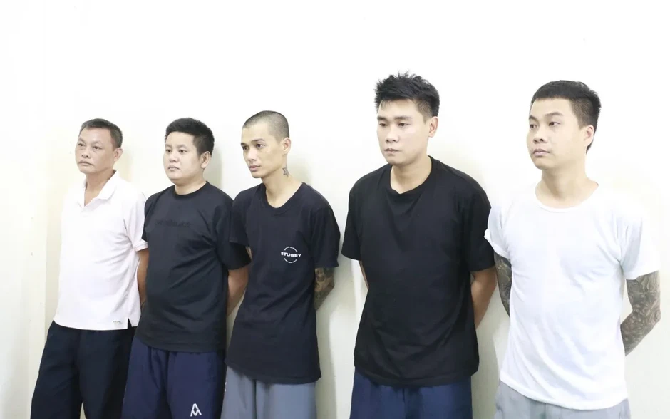 Phá đường dây cá độ bóng đá giao dịch hơn 5 tỷ đồng chỉ trong 6 ngày đầu diễn ra World Cup Phá đường dây cá độ bóng đá giao dịch hơn 5 tỷ đồng chỉ trong 6 ngày đầu diễn ra World Cup
