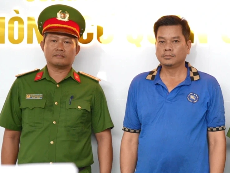 Phá đường dây mua bán 2,4 tấn xyanua từ vụ thanh niên tử vong ở TPHCM Phá đường dây mua bán 2,4 tấn xyanua từ vụ thanh niên tử vong ở TPHCM