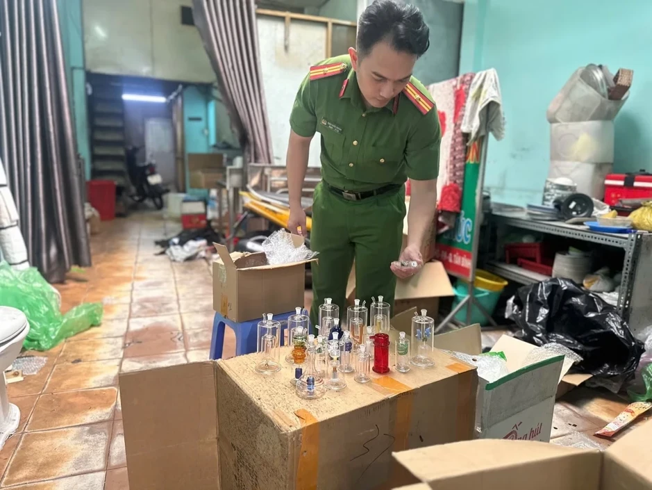 Phá đường dây sản xuất, mua bán "đồ chơi" ma túy Phá đường dây sản xuất, mua bán "đồ chơi" ma túy