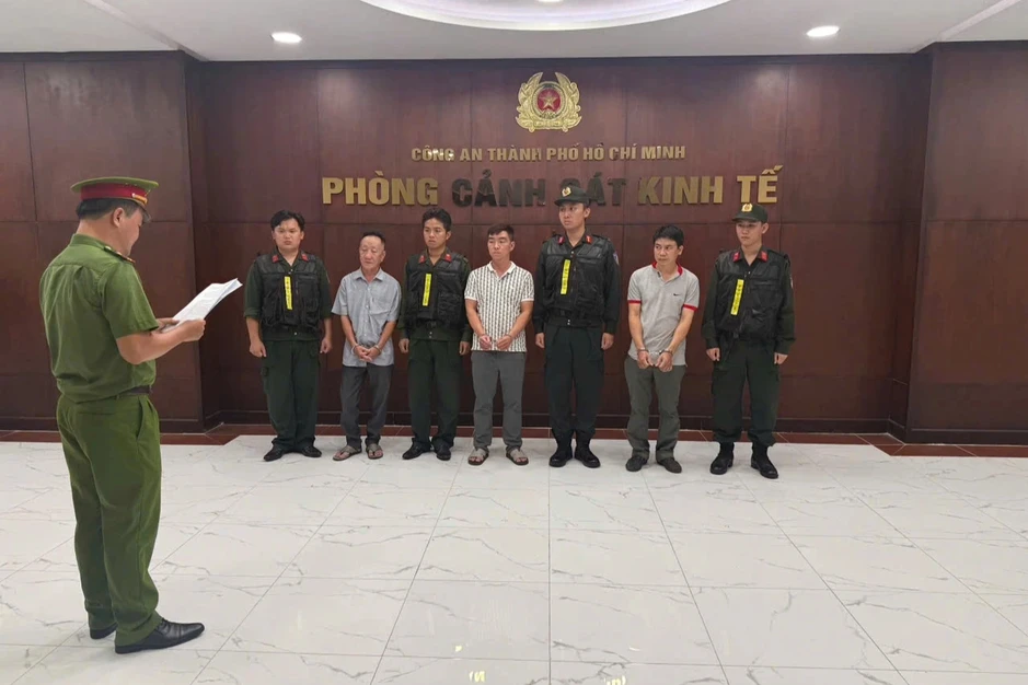 Phá đường dây sản xuất thuốc đông y giả trộn Paracetamol ở TPHCM Phá đường dây sản xuất thuốc đông y giả trộn Paracetamol ở TPHCM