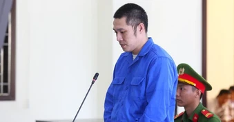 Phạm Văn Cường nhận 10 năm tù vì đâm vợ nhiều nhát do mâu thuẫn