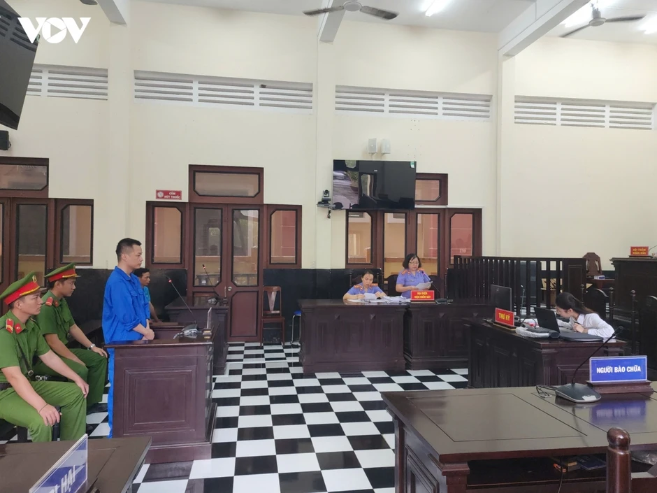 Phạt 15 năm tù đối với bị cáo lừa đảo chiếm đạt tài sản tại Đồng Tháp Phạt 15 năm tù đối với bị cáo lừa đảo chiếm đạt tài sản tại Đồng Tháp