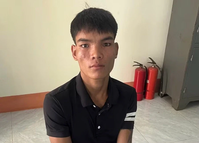 Phát hiện đối tượng truy nã đặc biệt nguy hiểm xin việc làm, người dân Gia Lai báo công an Phát hiện đối tượng truy nã đặc biệt nguy hiểm xin việc làm, người dân Gia Lai báo công an