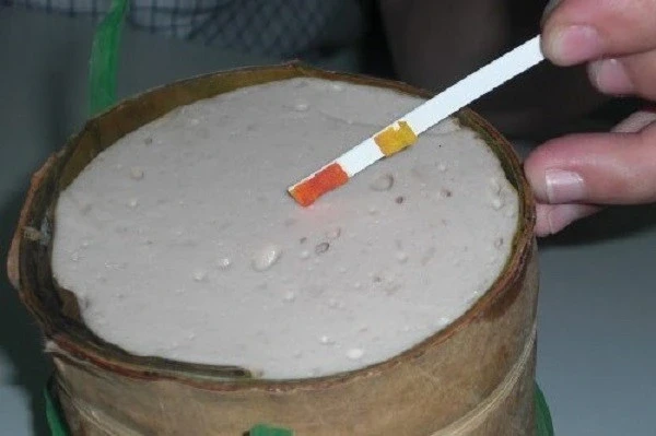 Phát hiện gần 100kg hàn the tại cơ sở sản xuất giò chả ở Bình Giang, Ninh Bình Phát hiện gần 100kg hàn the tại cơ sở sản xuất giò chả ở Bình Giang, Ninh Bình