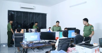 Phát hiện 'hang ổ' của nhóm tội phạm lừa đảo xuyên biên giới