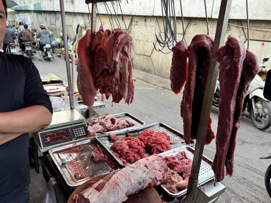 Phát hiện hơn 65 tấn thịt bò giả, thịt ngâm hóa chất đã bán ra thị trường Phát hiện hơn 65 tấn thịt bò giả, thịt ngâm hóa chất đã bán ra thị trường