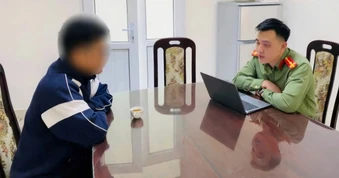 Phạt nam thanh niên loan tin "xăng còn lên 40 nghìn"