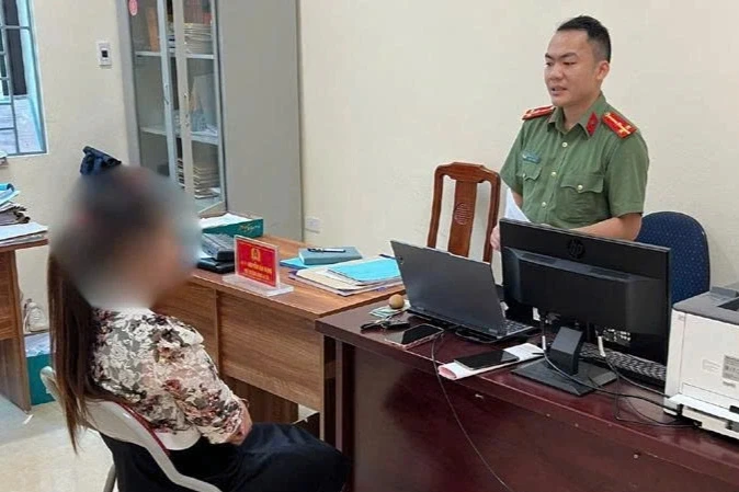 Phát ngôn sai sự thật trên mạng, người phụ nữ bị xử phạt 5 triệu đồng Phát ngôn sai sự thật trên mạng, người phụ nữ bị xử phạt 5 triệu đồng