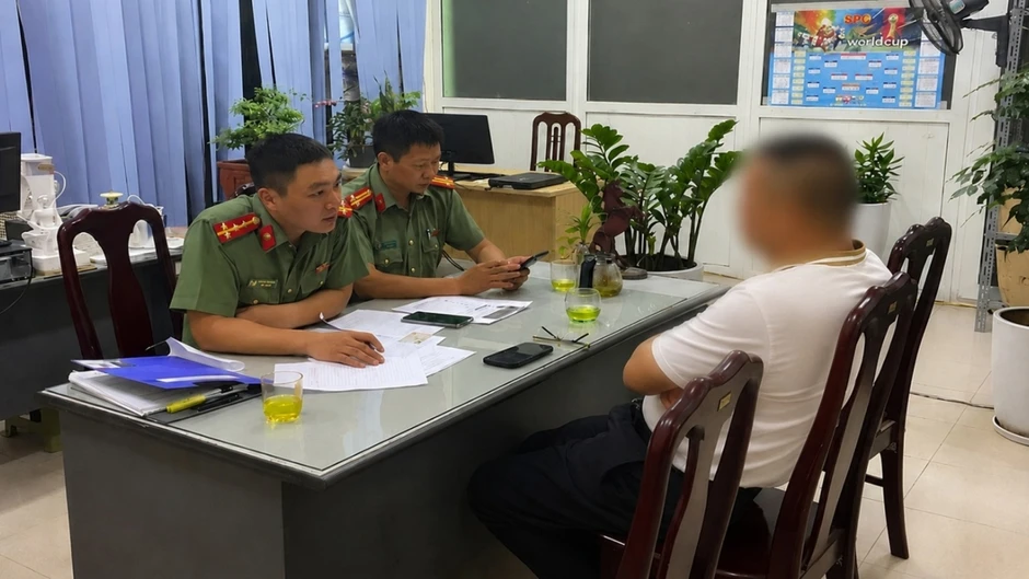Phạt người đàn ông ở Hà Nội tung tin sai sự thật trên mạng xã hội Phạt người đàn ông ở Hà Nội tung tin sai sự thật trên mạng xã hội