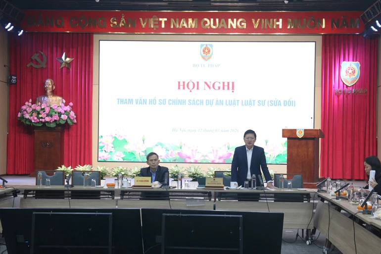 Phát triển đội ngũ luật sư chuyên nghiệp, đáp ứng yêu cầu cải cách tư pháp và hội nhập quốc tế Phát triển đội ngũ luật sư chuyên nghiệp, đáp ứng yêu cầu cải cách tư pháp và hội nhập quốc tế