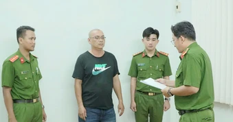 Phê chuẩn khởi tố thêm 7 người trong vụ khiêng quan tài diễu phố ở Sóc Trăng