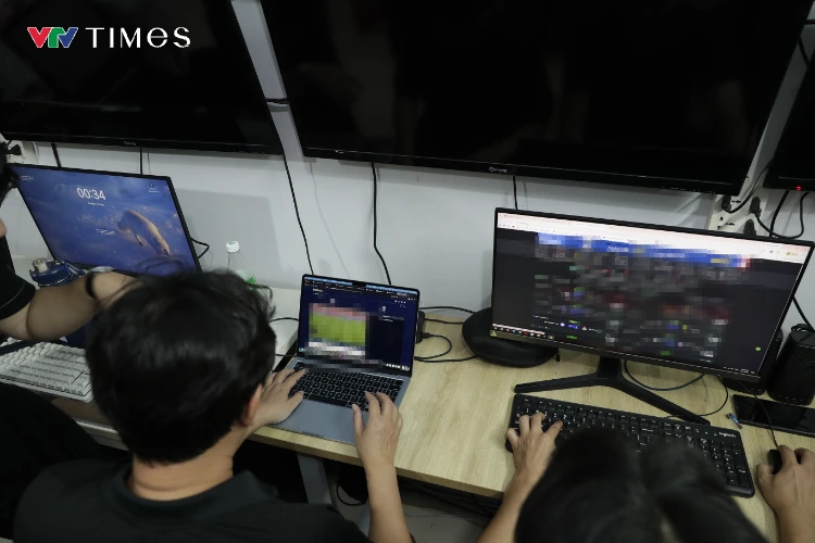 Phía sau những trận cầu FIFA World Cup 2026™: Cuộc chiến bảo vệ bản quyền "một chọi một ngàn" Phía sau những trận cầu FIFA World Cup 2026™: Cuộc chiến bảo vệ bản quyền "một chọi một ngàn"