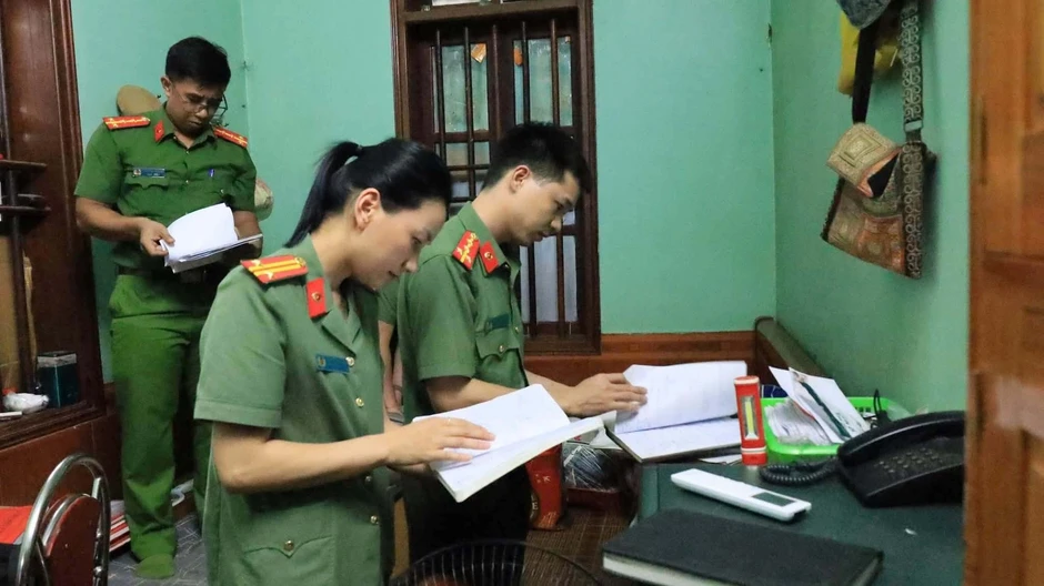 Phó chủ tịch xã cùng "bộ sậu" tham ô gần 7 tỷ đồng tiền công đức đền Bắc Lệ Phó chủ tịch xã cùng "bộ sậu" tham ô gần 7 tỷ đồng tiền công đức đền Bắc Lệ