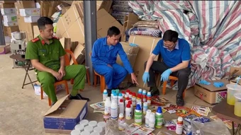 Phó Thủ tướng khen Công an tỉnh Đắk Lắk về thành tích đấu tranh triệt phá 2 đường dây sản xuất, buôn bán hàng giả quy mô lớn