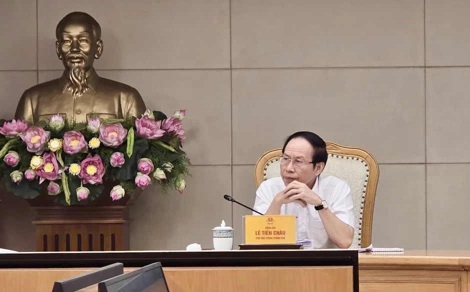 Phó Thủ tướng Lê Tiến Châu chủ trì cuộc họp về Dự án Luật Luật sư (sửa đổi) Phó Thủ tướng Lê Tiến Châu chủ trì cuộc họp về Dự án Luật Luật sư (sửa đổi)
