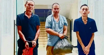 Pho tượng Mẫu trong đền thờ ở Hà Nội bị kẻ trộm bán giá 4 triệu đồng